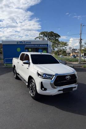 TOYOTA HILUX 2.7 VVT-i FLEX CD SRV 4X2 AUTOMÁTICO